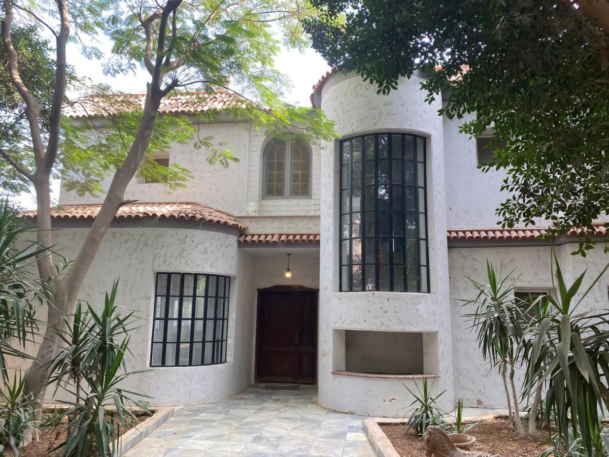 Villa By The Pyramids Cairo