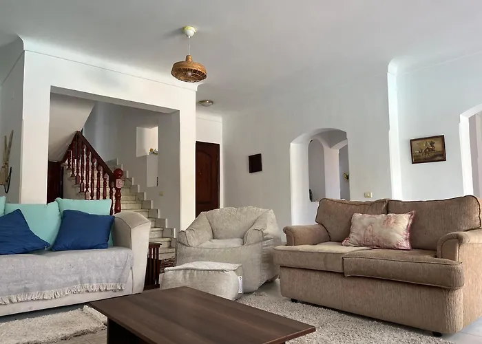 Villa By The Pyramids